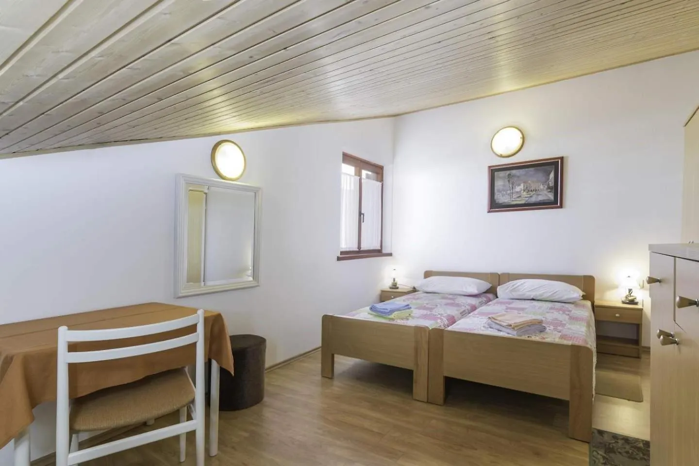 Guest house Emanuel Apartments Tar-Vabriga