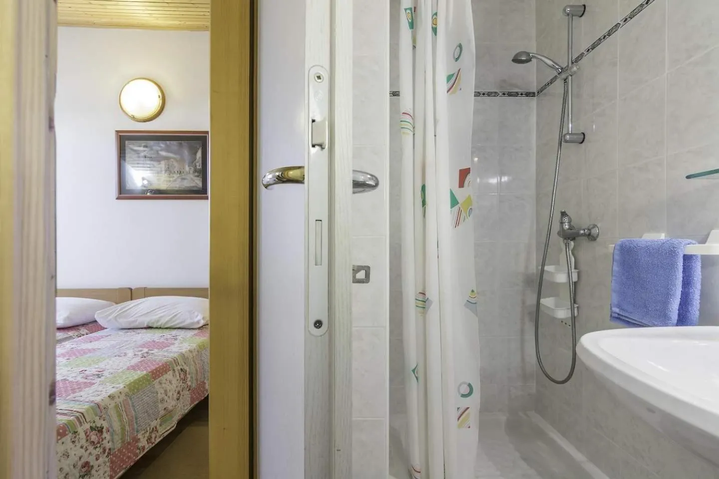 Emanuel Apartments Tar-Vabriga Guest house