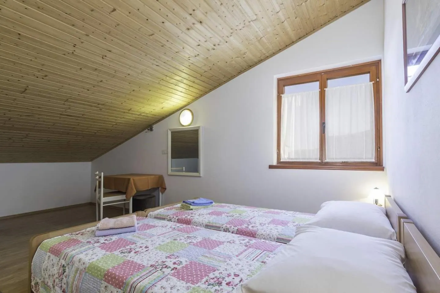 Emanuel Apartments Tar-Vabriga Guest house