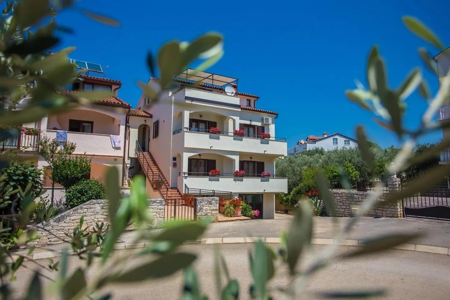 Emanuel Apartments Tar-Vabriga